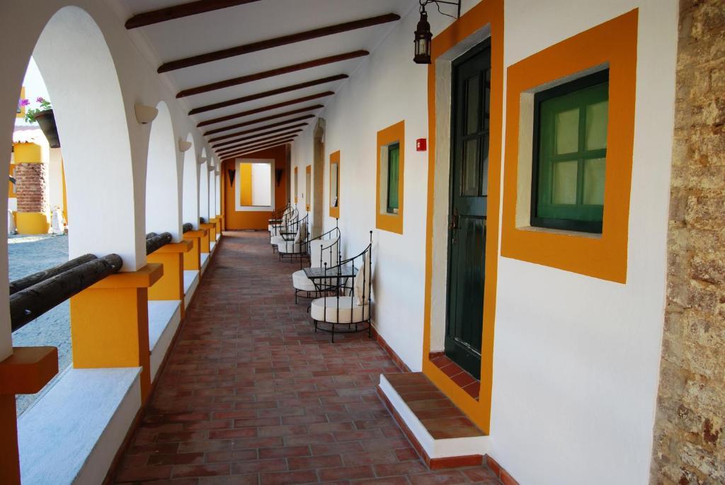 Herdade Da Diabroria - Agroturismo Beja Exterior foto